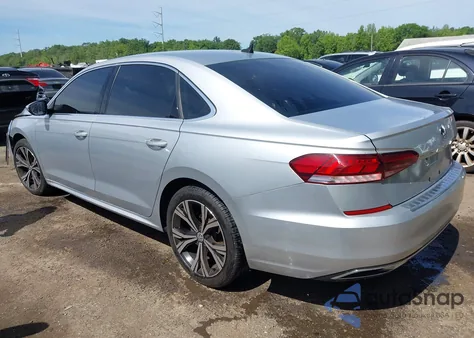2021 Volkswagen Passat 2.0T Se z USA, uszkodzony, nr VIN 1VWSA7A32MC002440